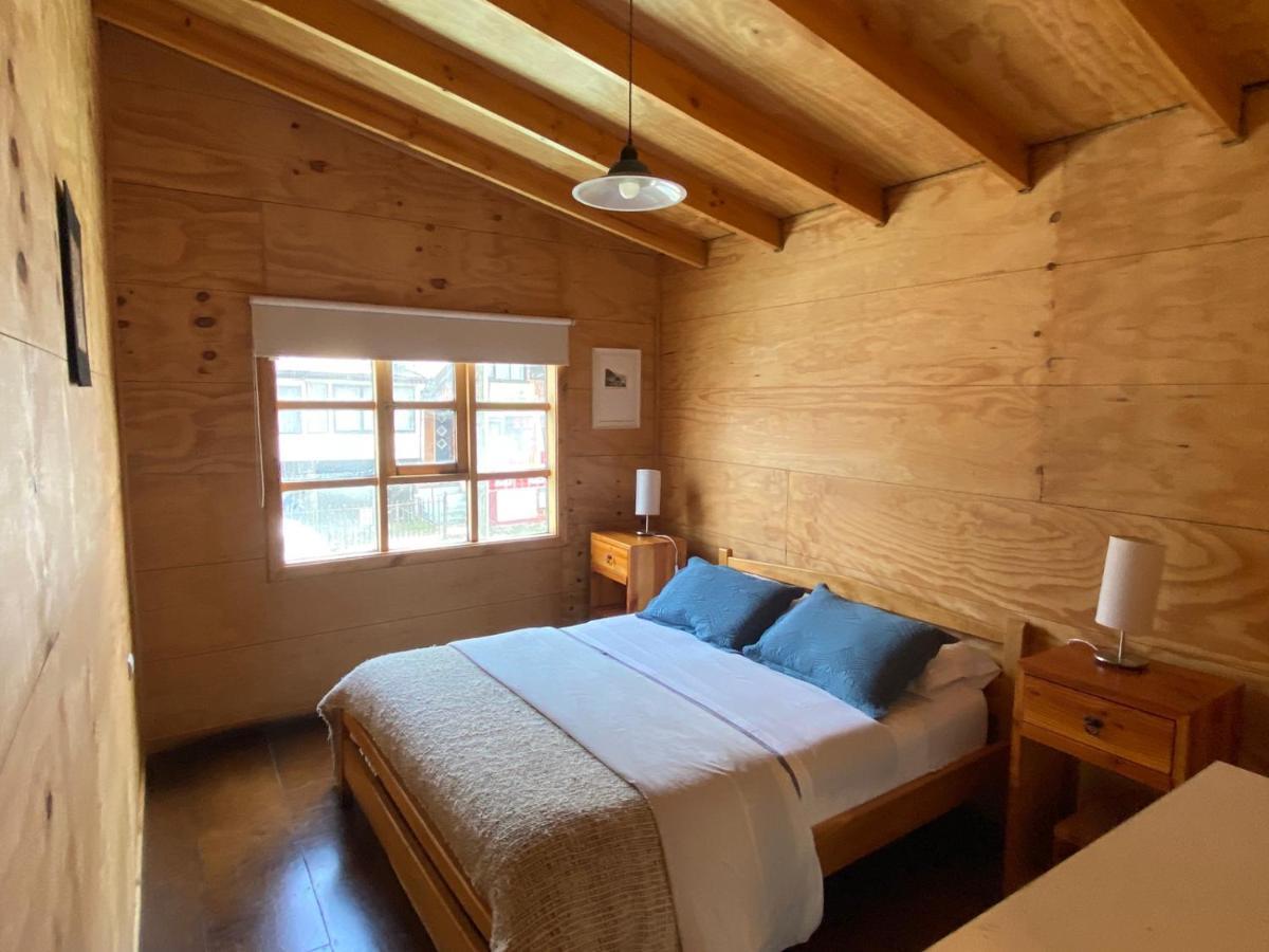 Hostal Palafito Waiwen Кастро Екстериор снимка